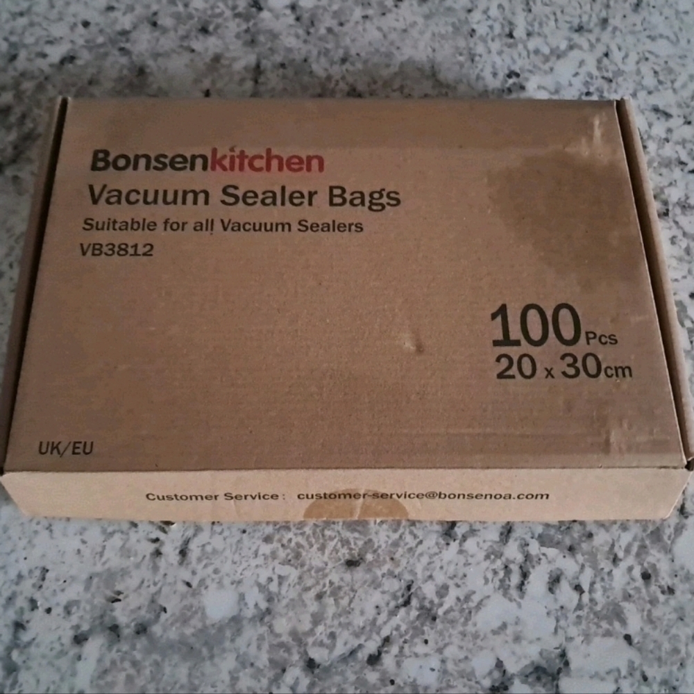 Bonsenkitchen Pre-cut Vacuum Sealer Bags 100 Pcs. 8" x 12"  Brand New In Box